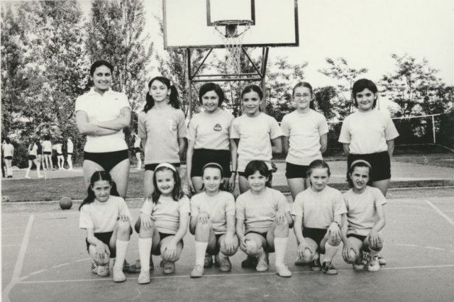 Gruppi e squadre femminili - Anni 70-75