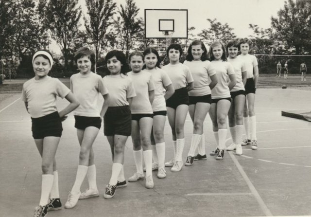 Gruppi e squadre femminili - Anni 70-75