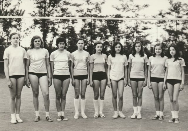 Gruppi e squadre femminili - Anni 70-75